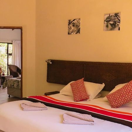 Umkhumbi Lodge Hluhluwe Eksteriør billede