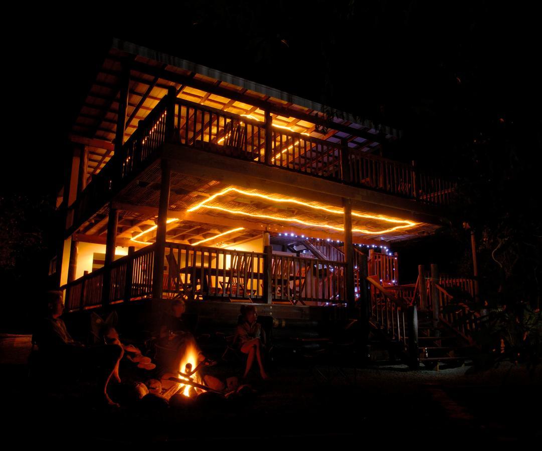 Umkhumbi Lodge Hluhluwe Eksteriør billede
