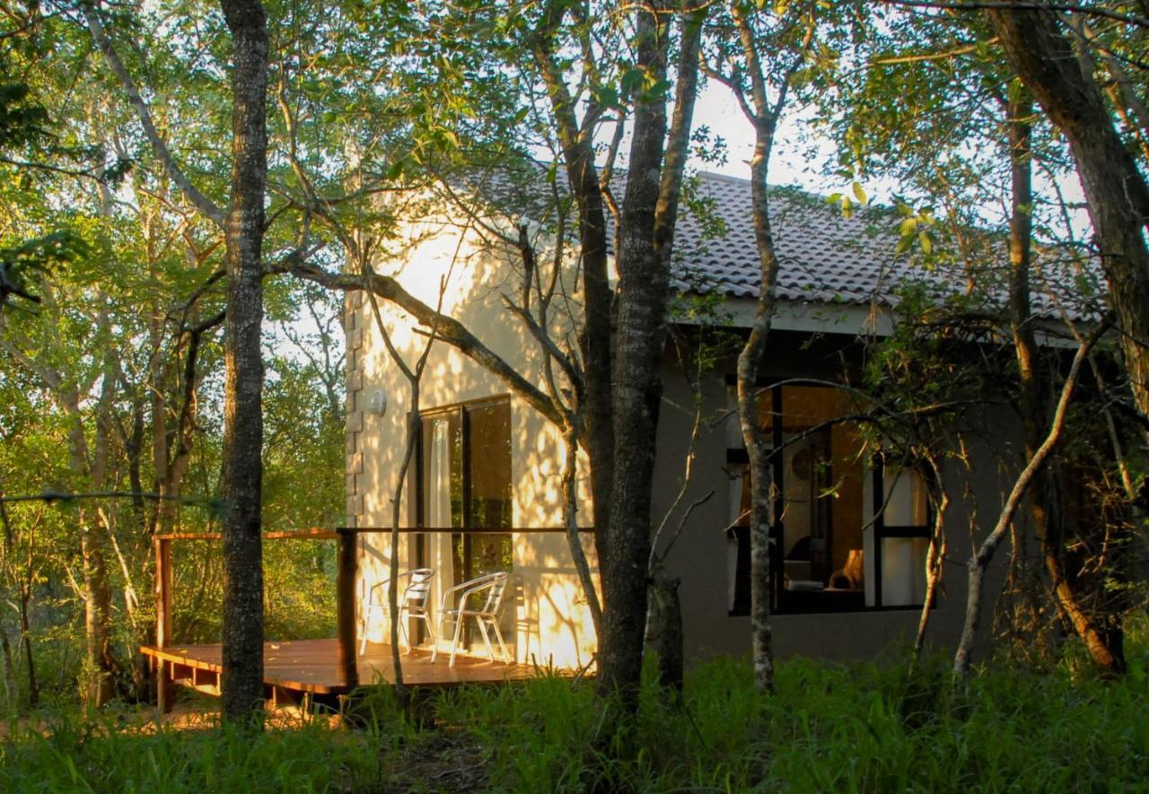 Umkhumbi Lodge Hluhluwe Eksteriør billede